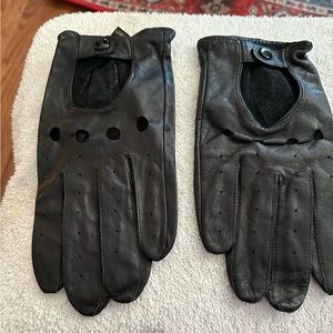 Men's Black Leather Driving Gloves
